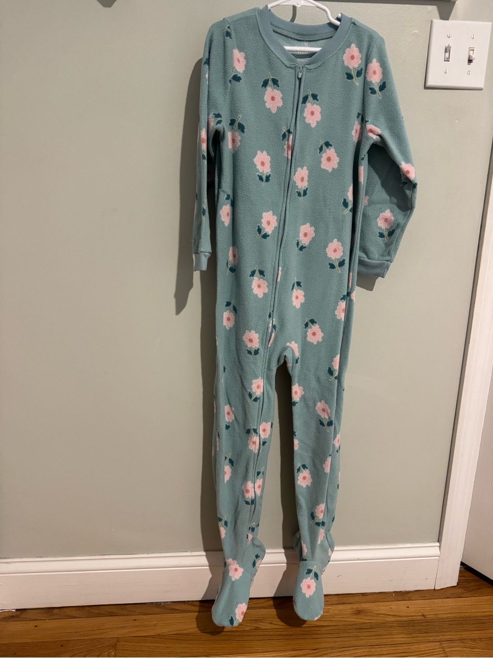 Girls size 7-Kids Floral Zip-Front One-Piece Pajamas in Teal and Pink